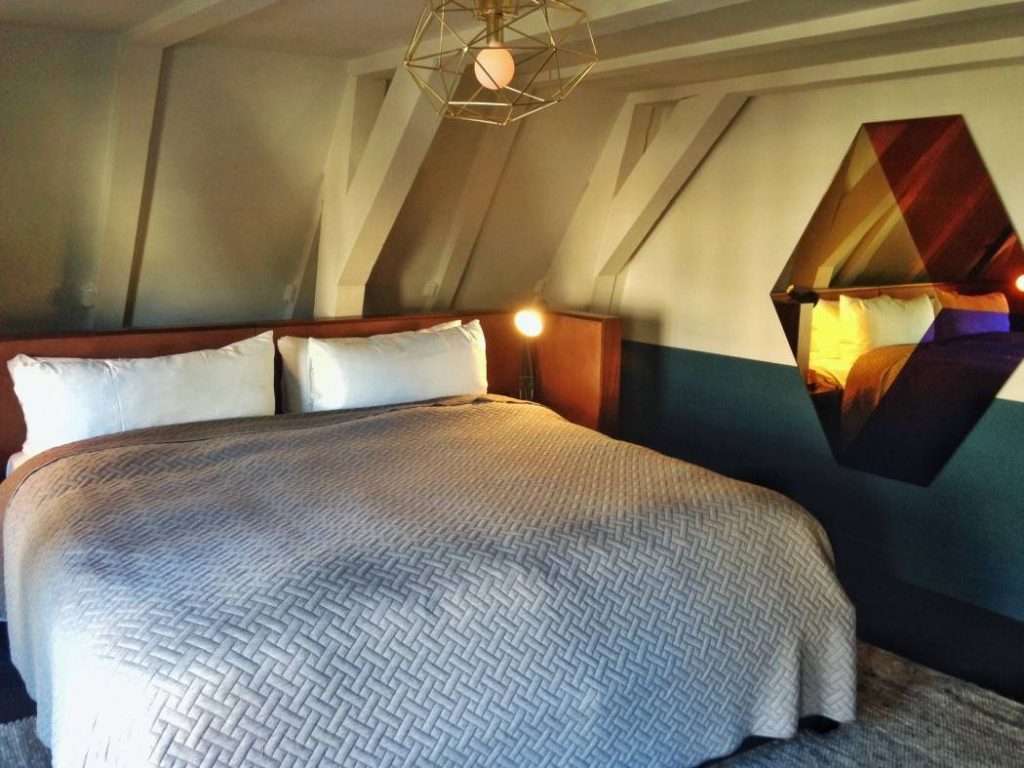 The-hoxton-hotel