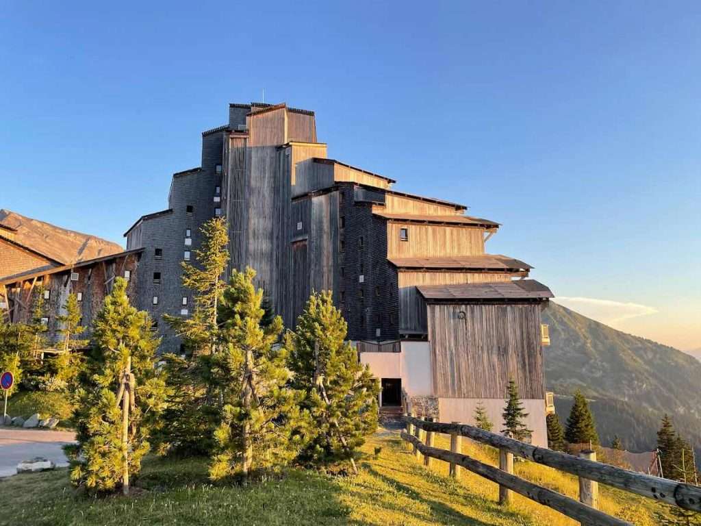 travel-rumors-frankrijk-avoriaz-architectuur