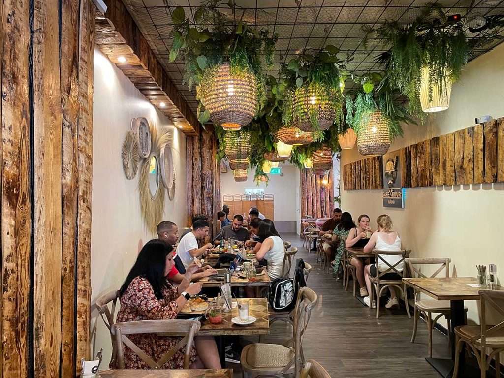 cafe-buur-keulen-nachtje-weg