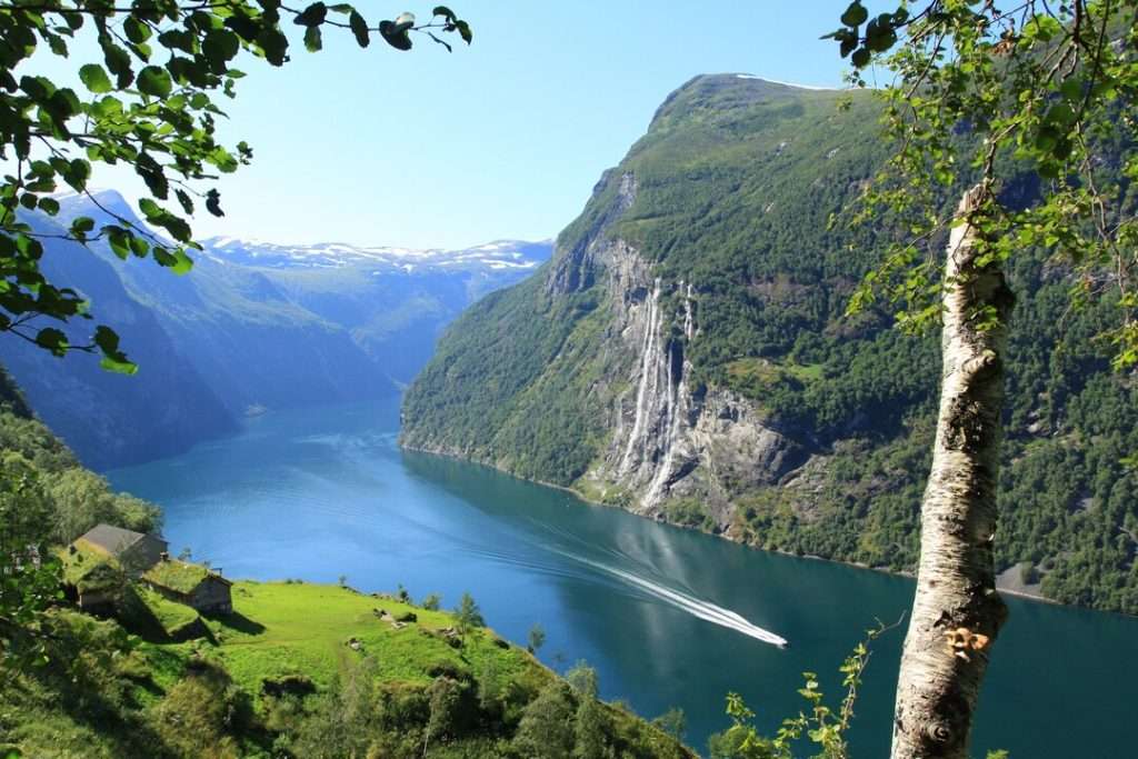 Geiranger-fjord-norway-Paul-Edmundson