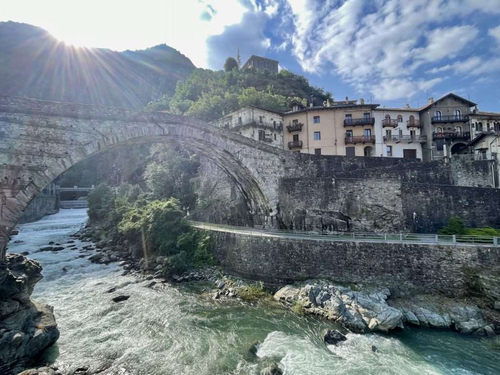 Valle-d-aosta-pont-saint-martin-brug