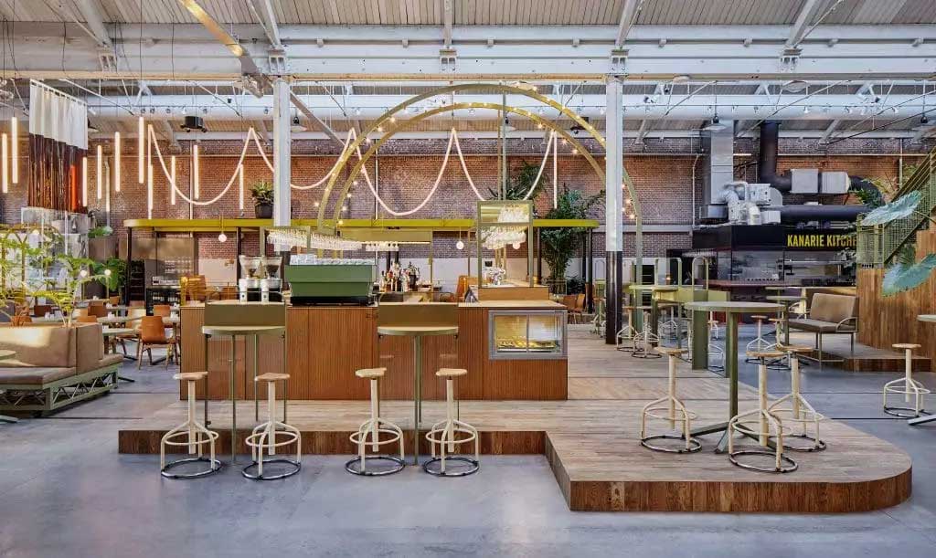 Kanarieclub in Amsterdam in de Foodhallen